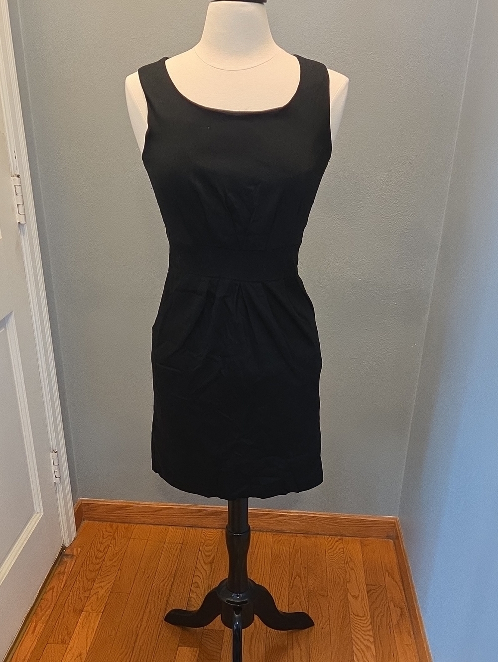 Mossimo Supply Co. Black Sleeveless Sheath Dress